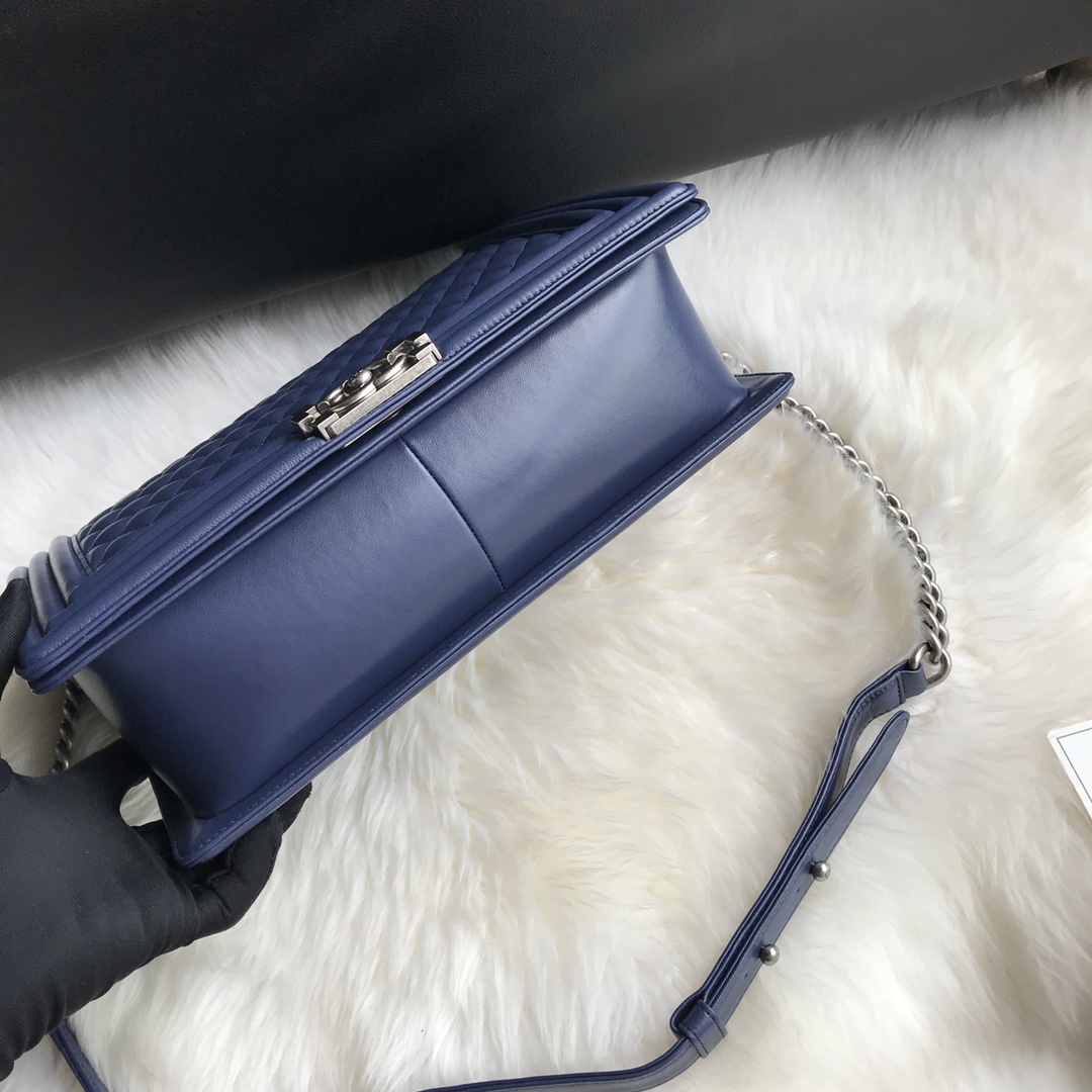 Lambskin Large Boy Handbag Flap Bag A92193 Dark Blue/Silver